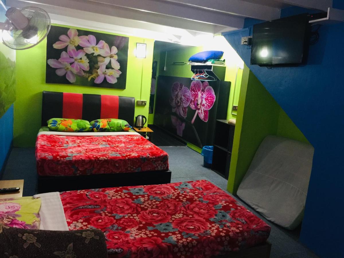 Oyo 90760 Lily Haven Hotel Tanah Rata Buitenkant foto
